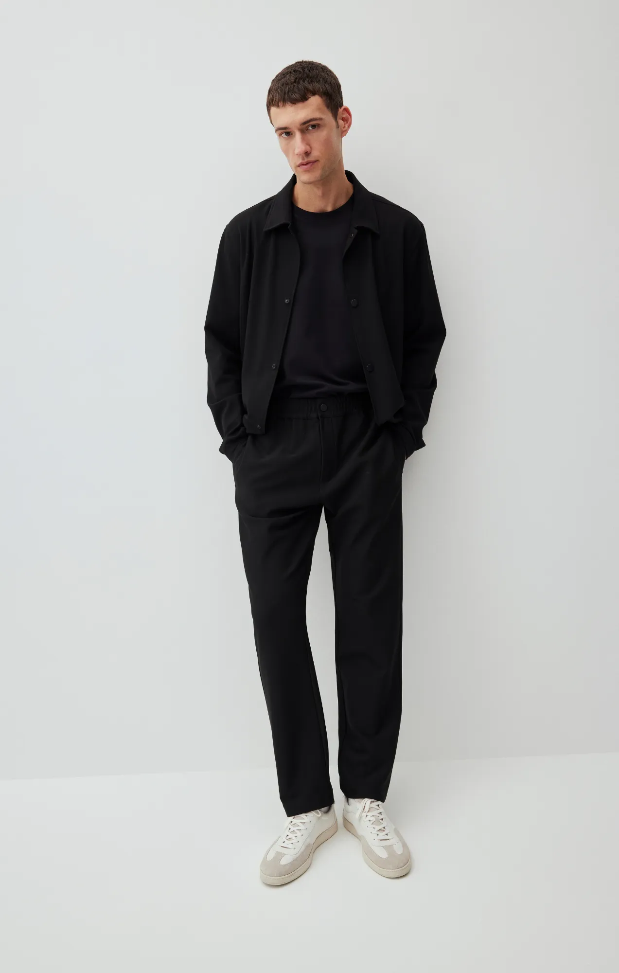 DRESS PANTS IN BLACK