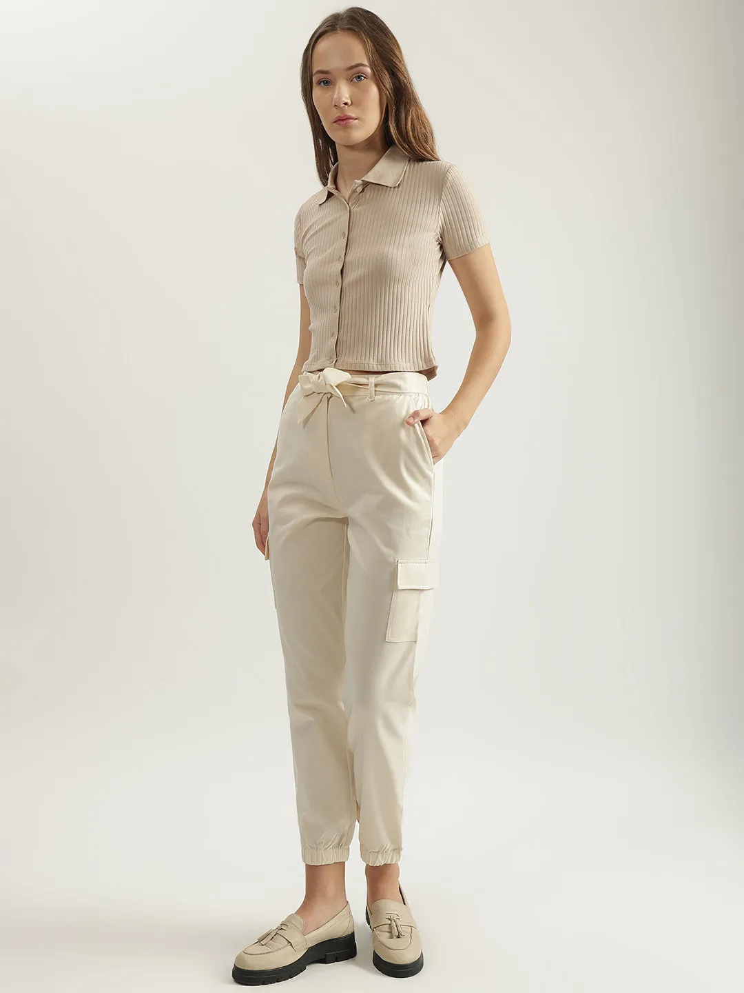 Iconic Women Beige Solid Regular Fit High-Rise Cargo Style Trouser