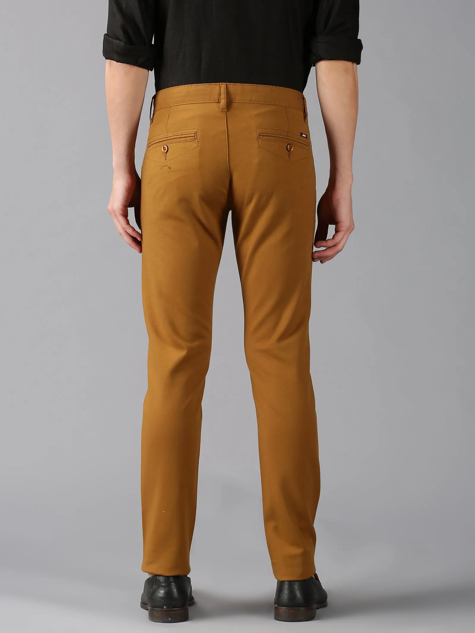 MEN'S KHAKI SOLID SLIM FIT TROUSER